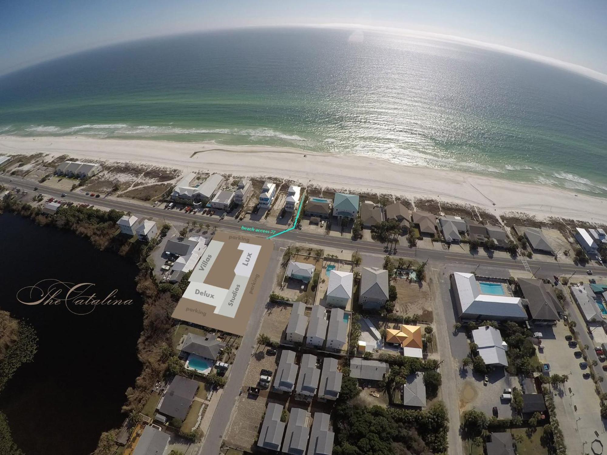 3 Bedroom Catalina Townhome With Rooftop Deck Great Oceanviews, Steps To