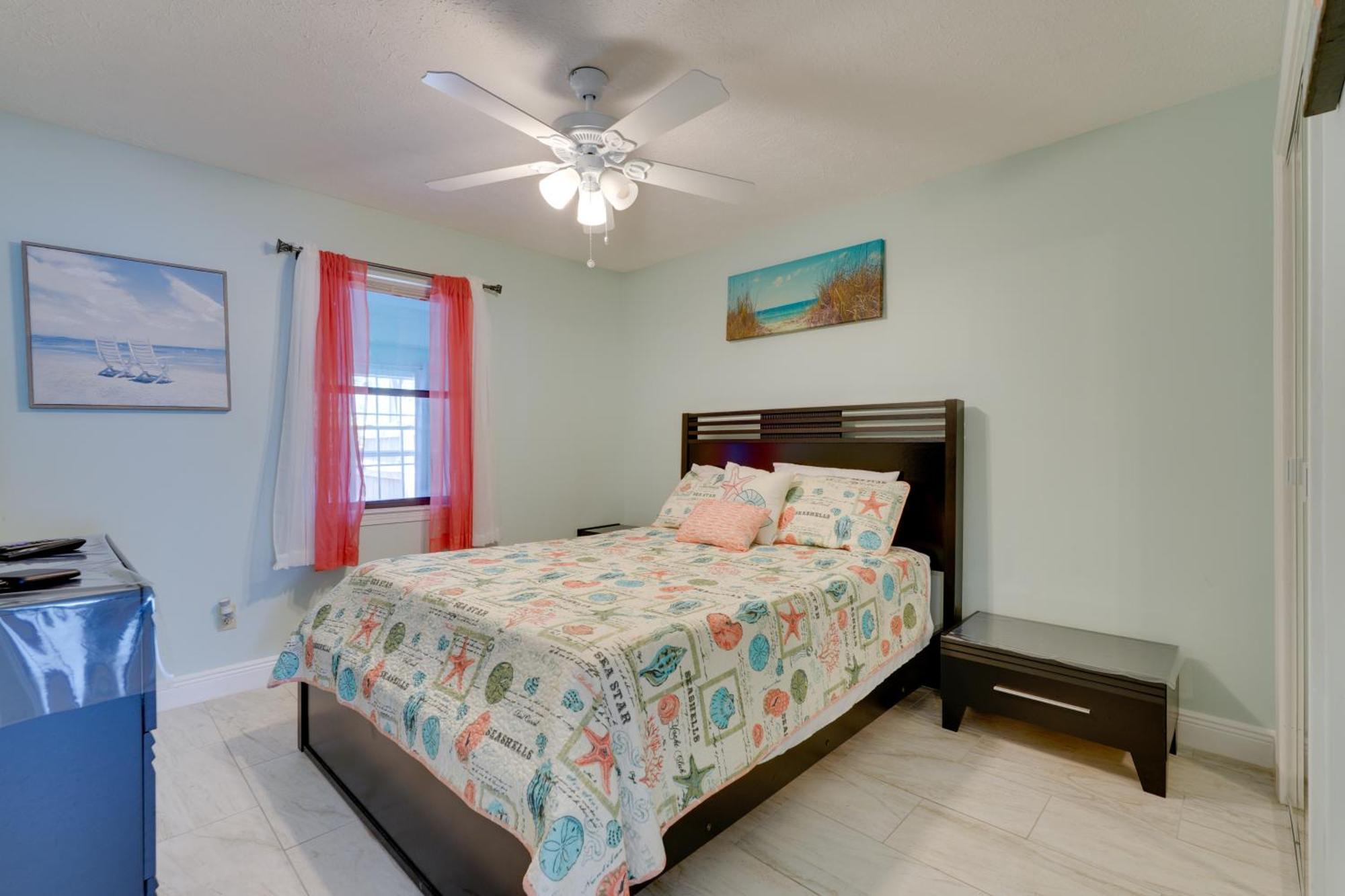Townhome With Grill - 8 Mi To St Andrews State Park! Holiday home