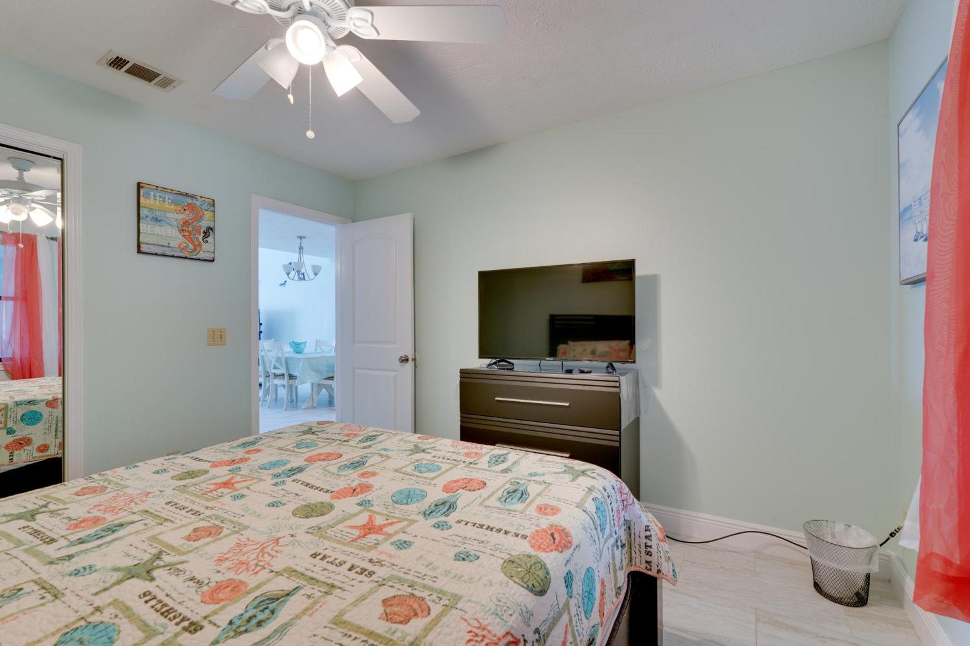 Townhome With Grill - 8 Mi To St Andrews State Park! *