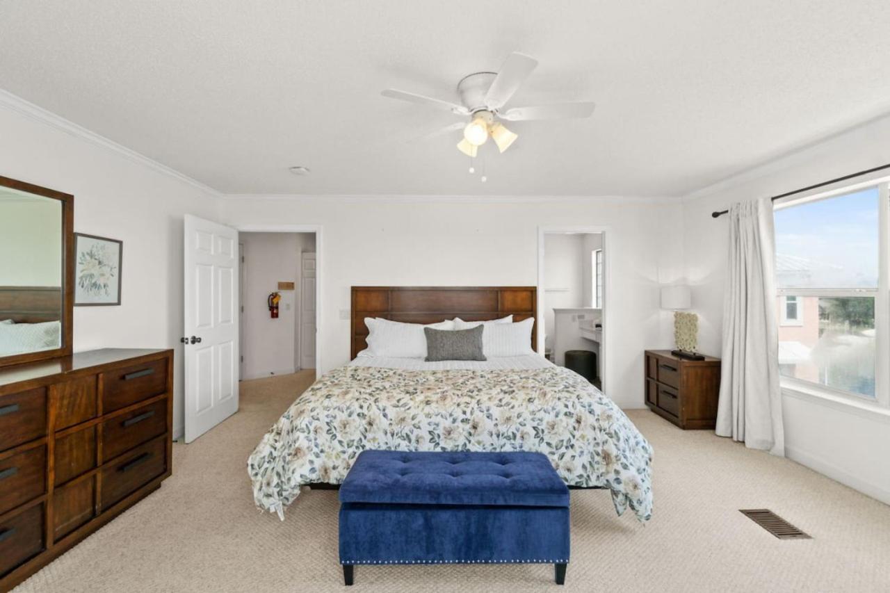 Bayfront Townhome In Historic St. Andrews Holiday home