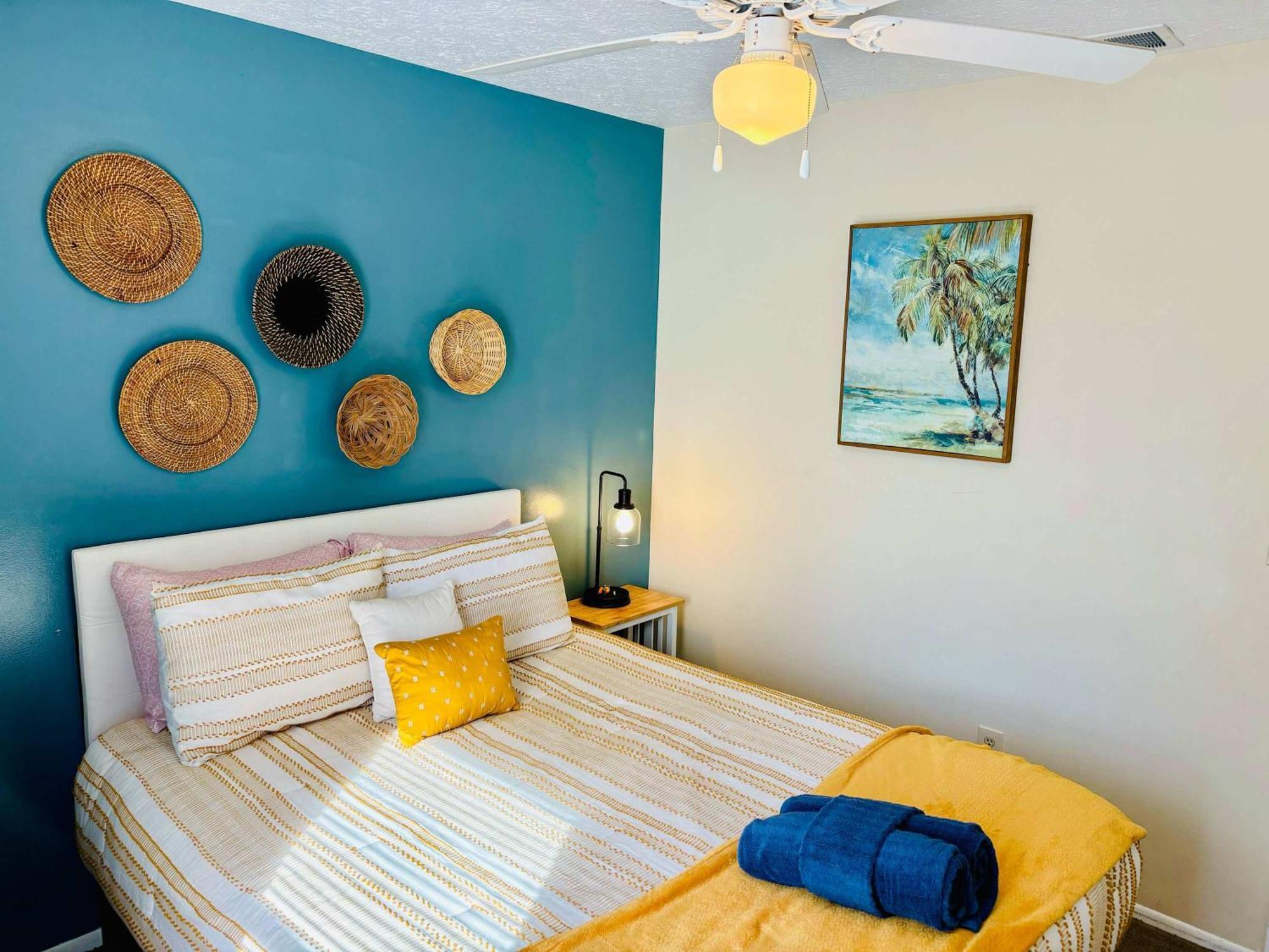 Two Spaces In One Main House And 25 Min To Pcb Panama City