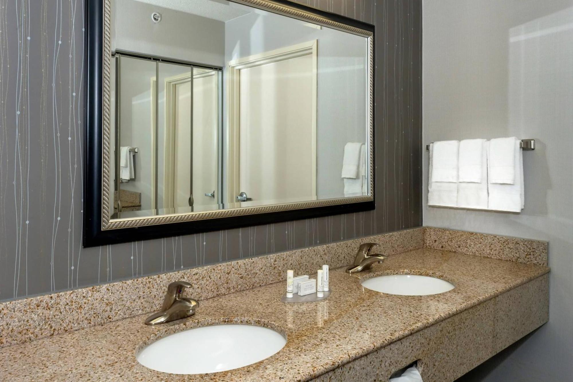 Hotel Courtyard By Marriott Panama City