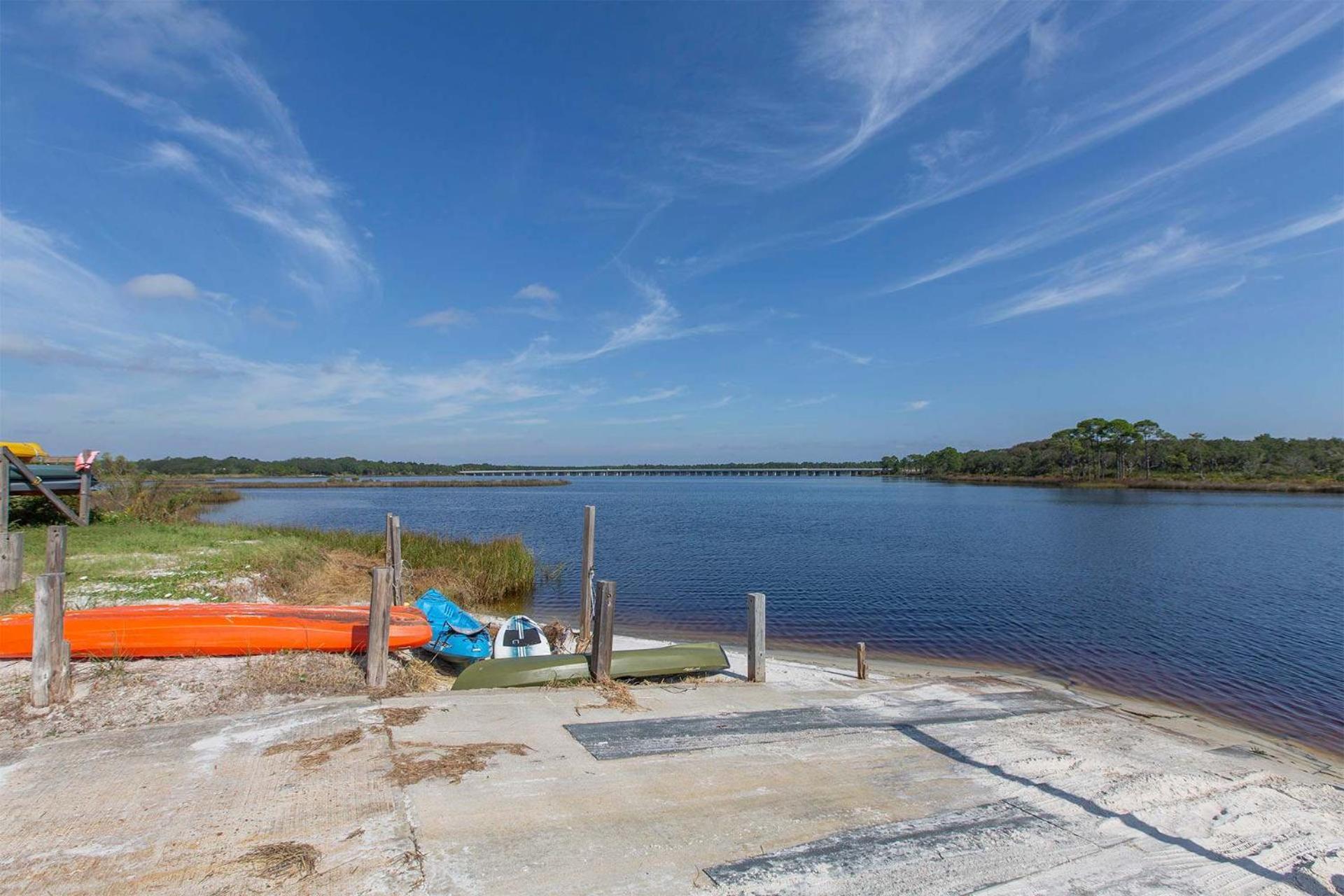 Holiday home Shore Beats Work Gulf-front Escape With Stunning Views & Balconies Panama City