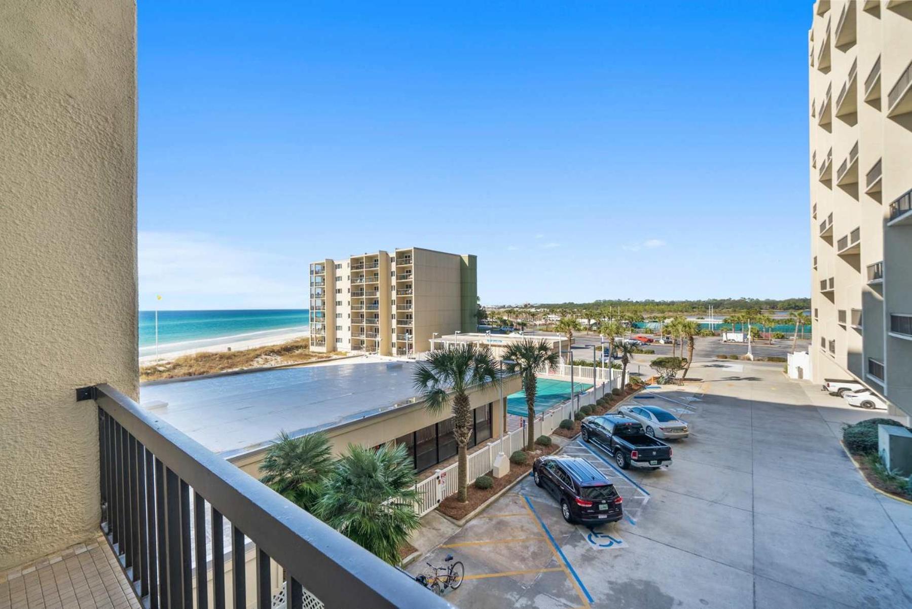 Shore Beats Work Gulf-front Escape With Stunning Views & Balconies Holiday home *