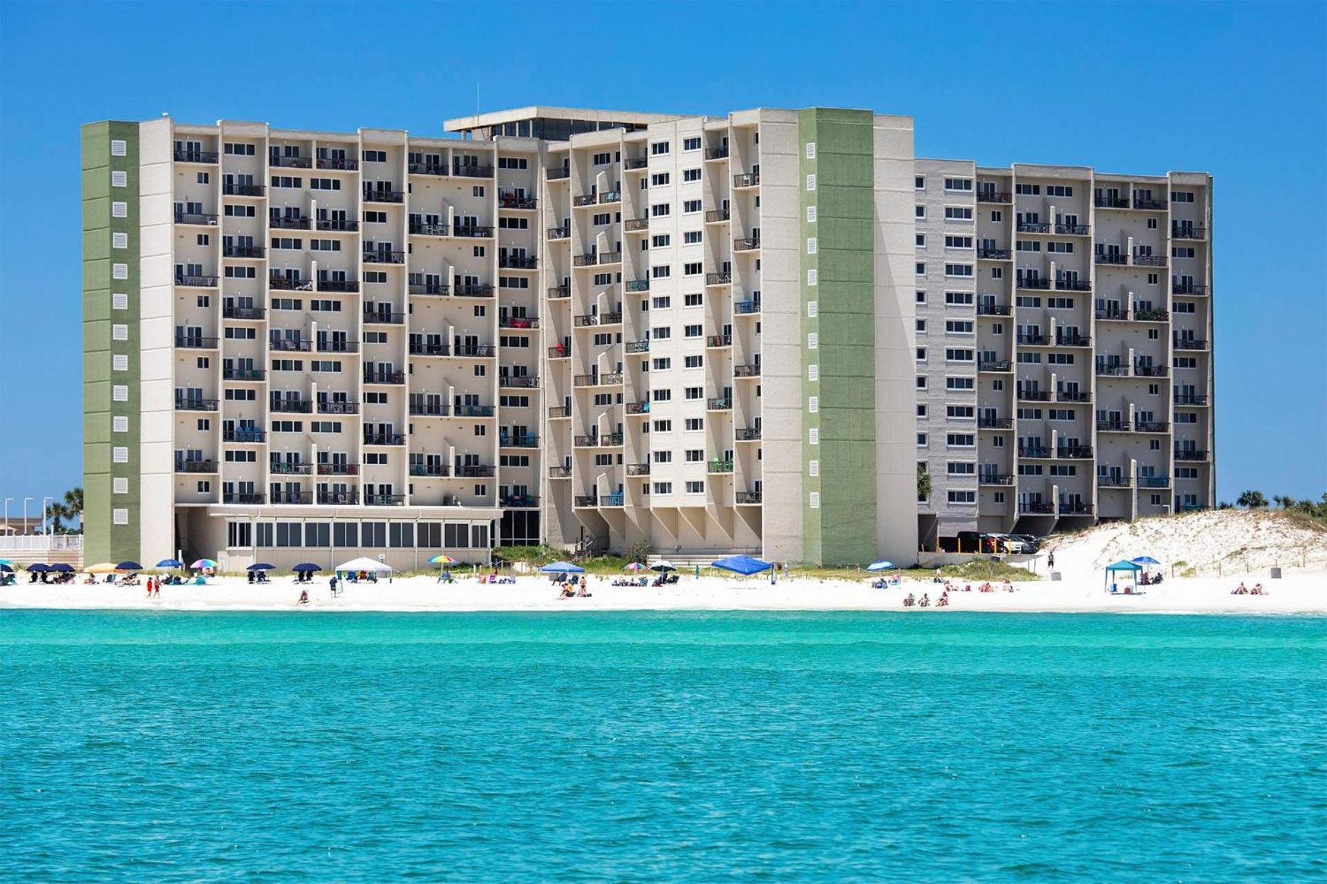 Shore Beats Work Gulf-front Escape With Stunning Views & Balconies Panama City