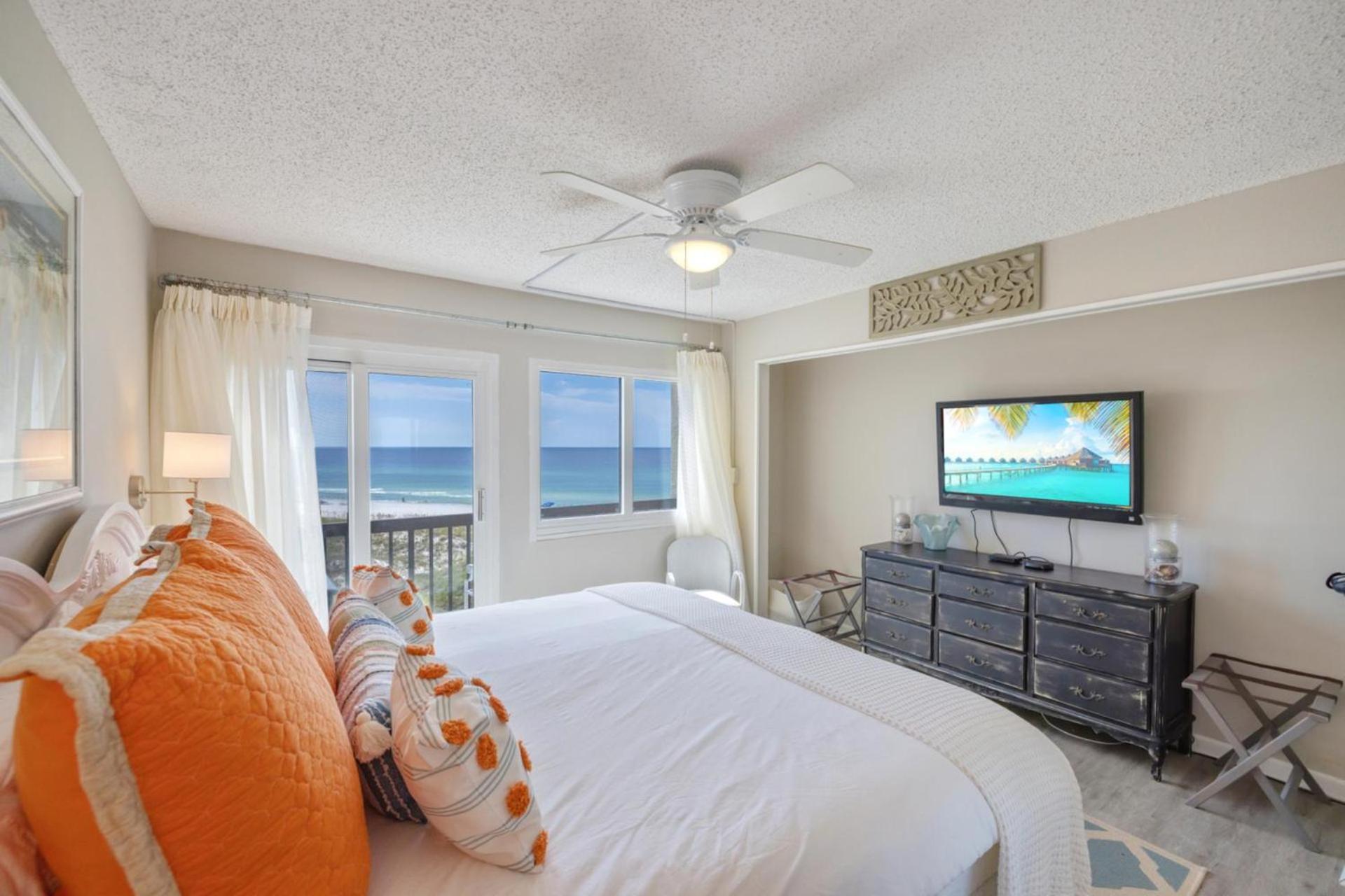 Pinnacle Port 304a Apartment