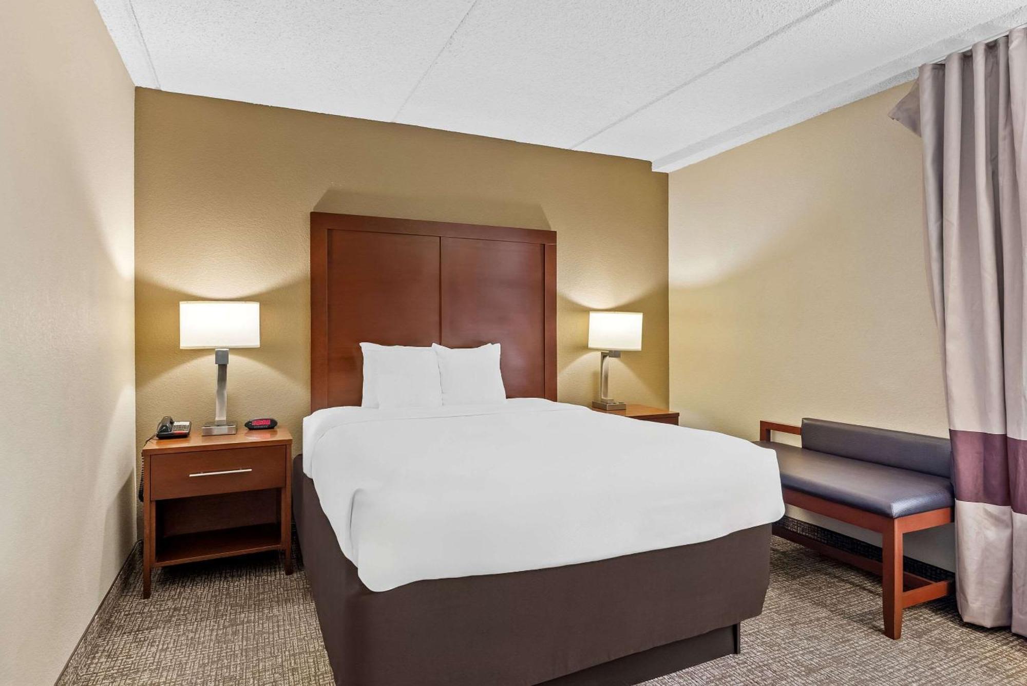 Hotel Comfort & - St Andrew