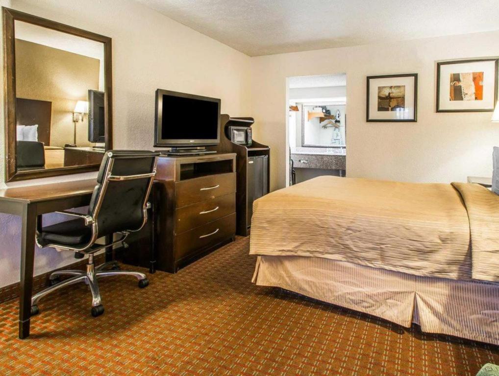 Quality & Near Panama Hotel