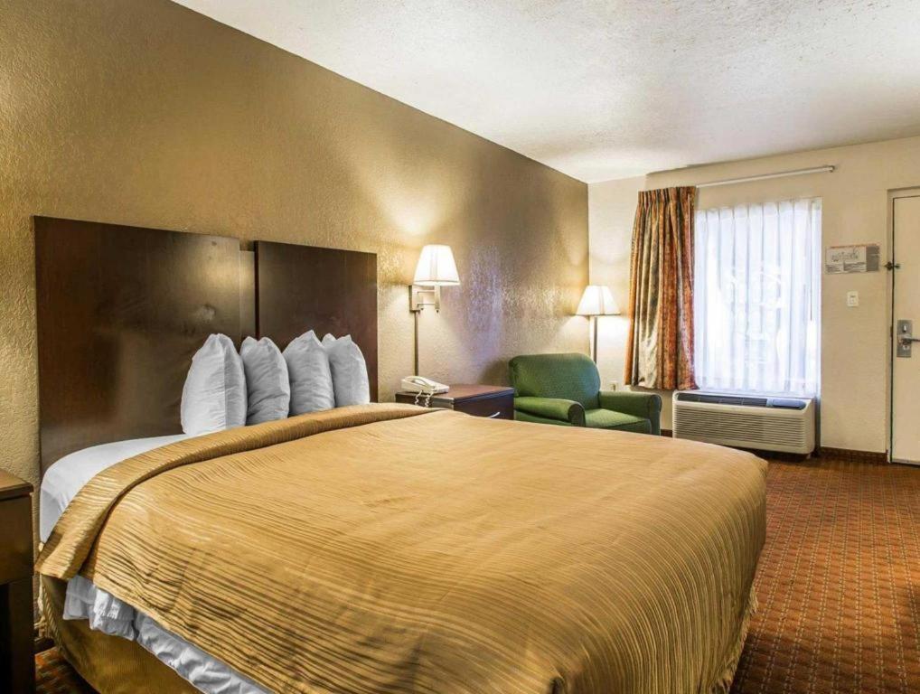 Quality & Near Panama Hotel
