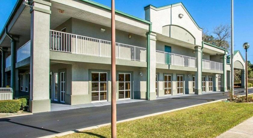 Hotel Quality & Near Panama Panama City Beach