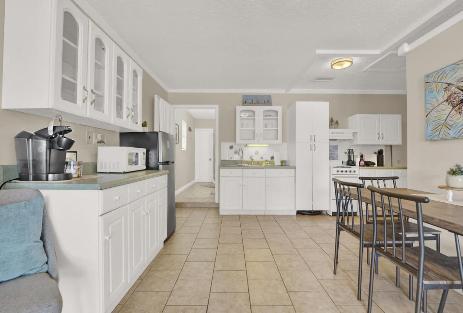 Two Spaces In One Main House And 25 Min To Pcb Panama City