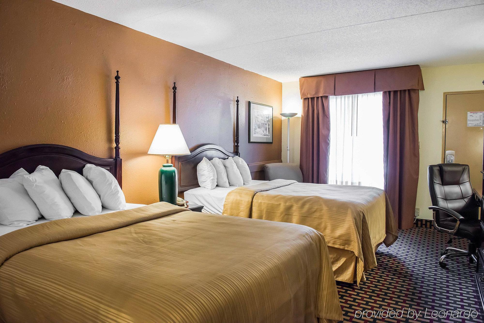 Hotel Quality & Conference Center