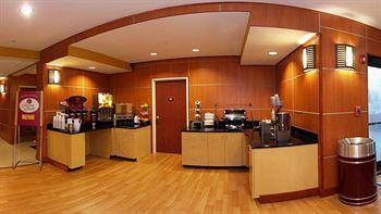 Comfort Near Tyndall Afb Hotel 3*