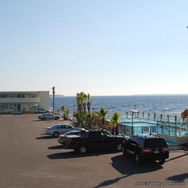 Buccaneer Beach 2* Panama City