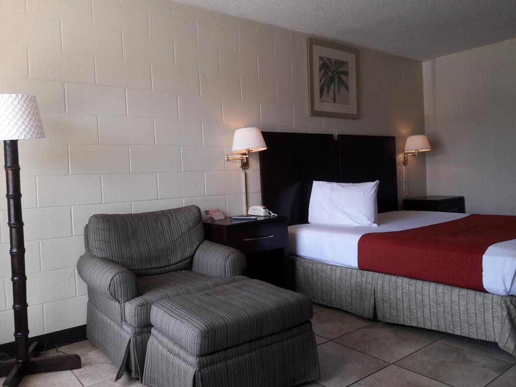 American Quality Motel 2*