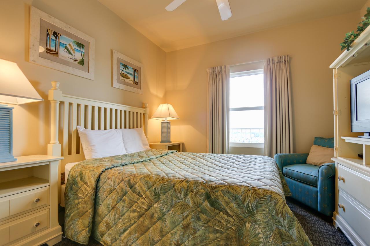 Laketown Wharf By Book That Aparthotel Panama City