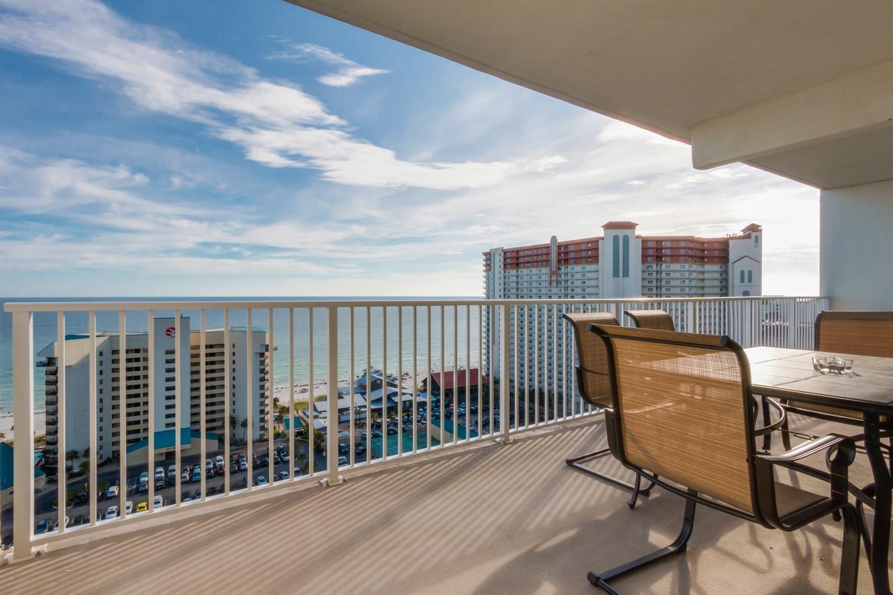 Laketown Wharf By Book That 3* Panama City
