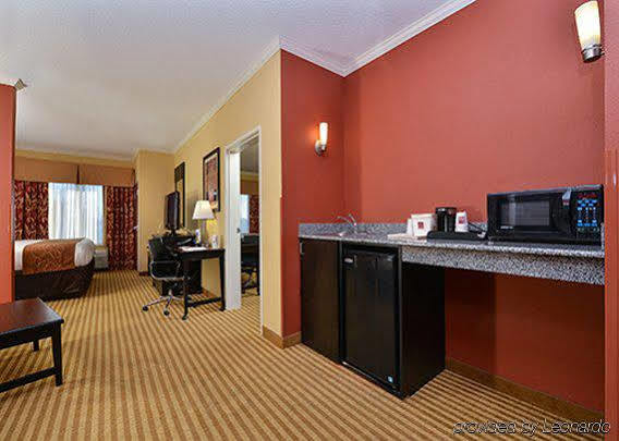 Comfort Near Tyndall Afb 3* Panama City