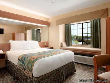 Microtel & By Wyndham Panama City
