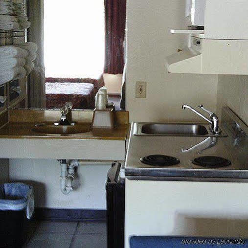 Motel American Quality