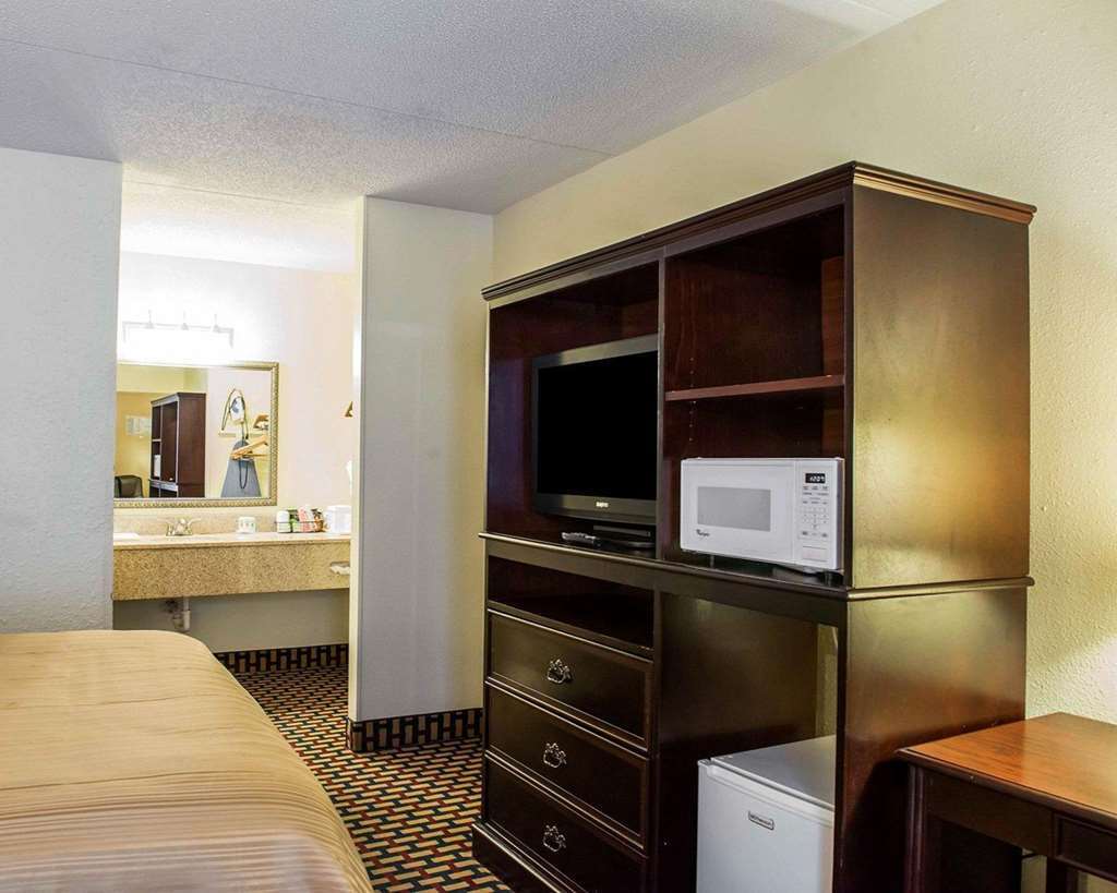 Quality & Conference Center Hotel Panama City