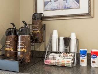 Super 8 By Wyndham Hotel 2*