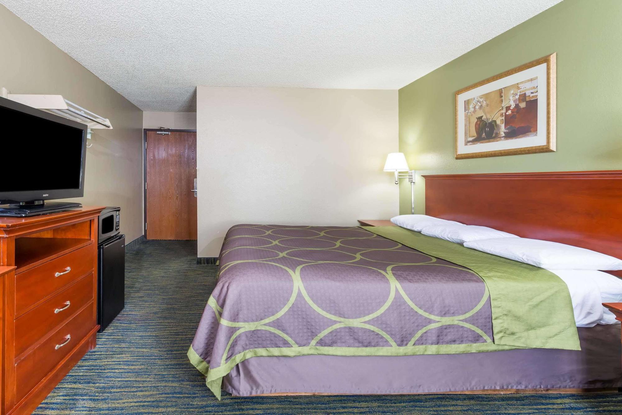 Super 8 By Wyndham Panama City