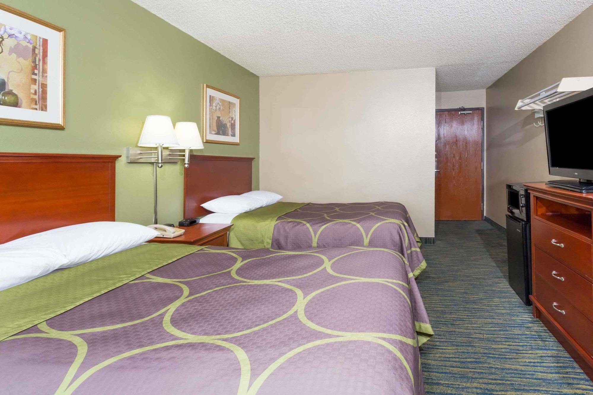 Super 8 By Wyndham Hotel Panama City