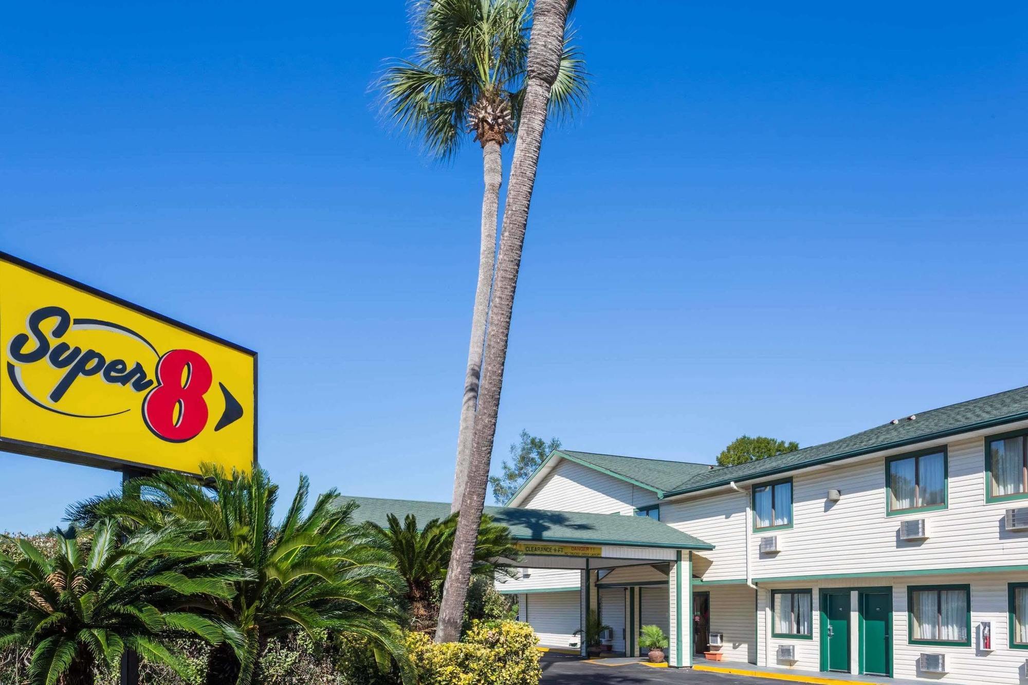 Hotel Super 8 By Wyndham Panama City