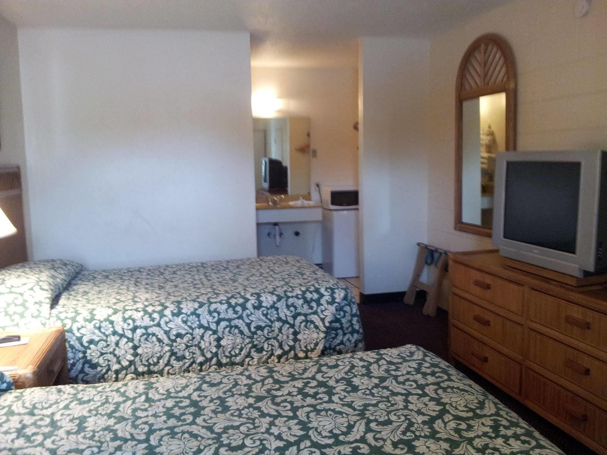 American Quality Motel