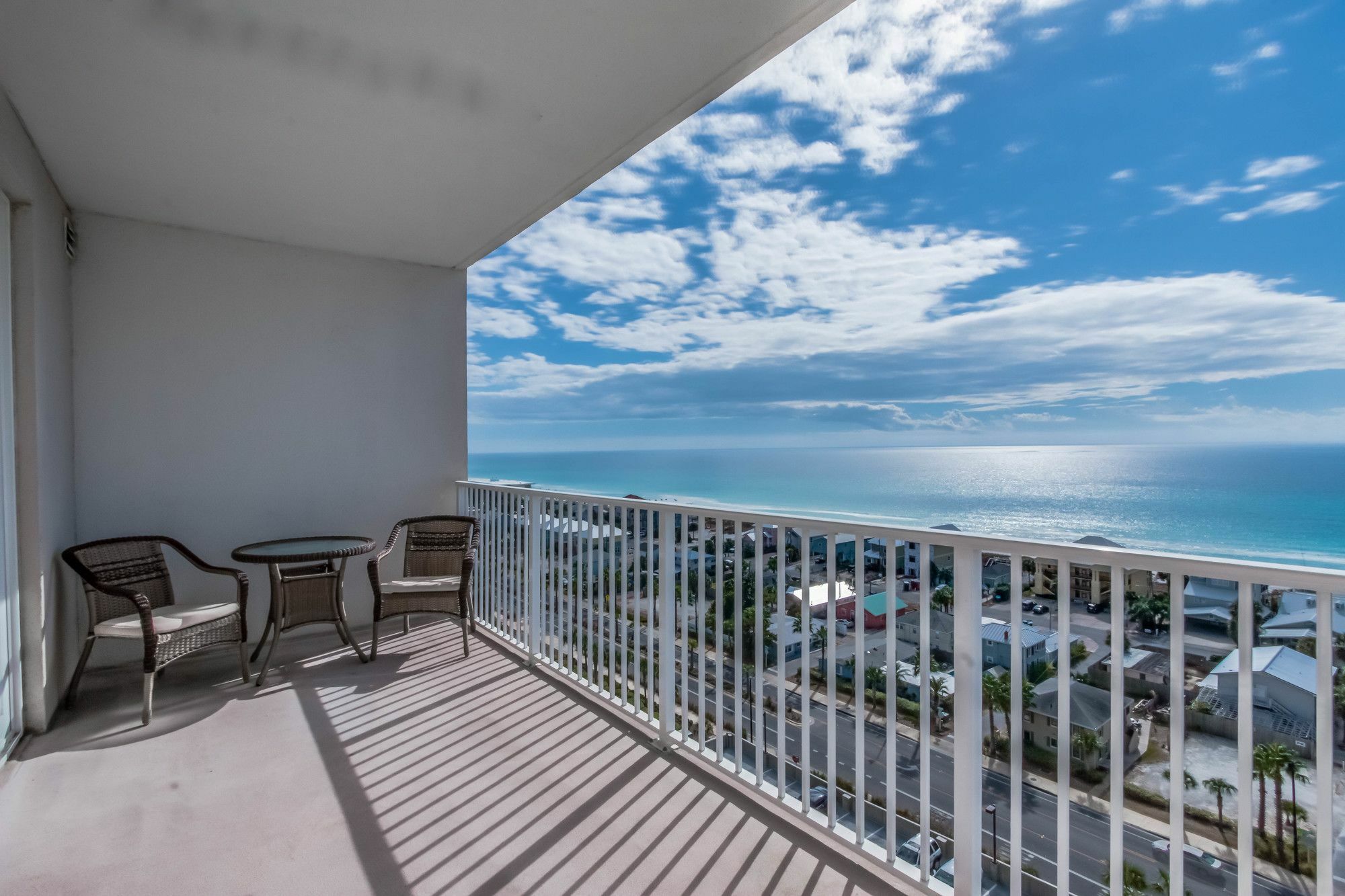 Laketown Wharf By Book That Panama City