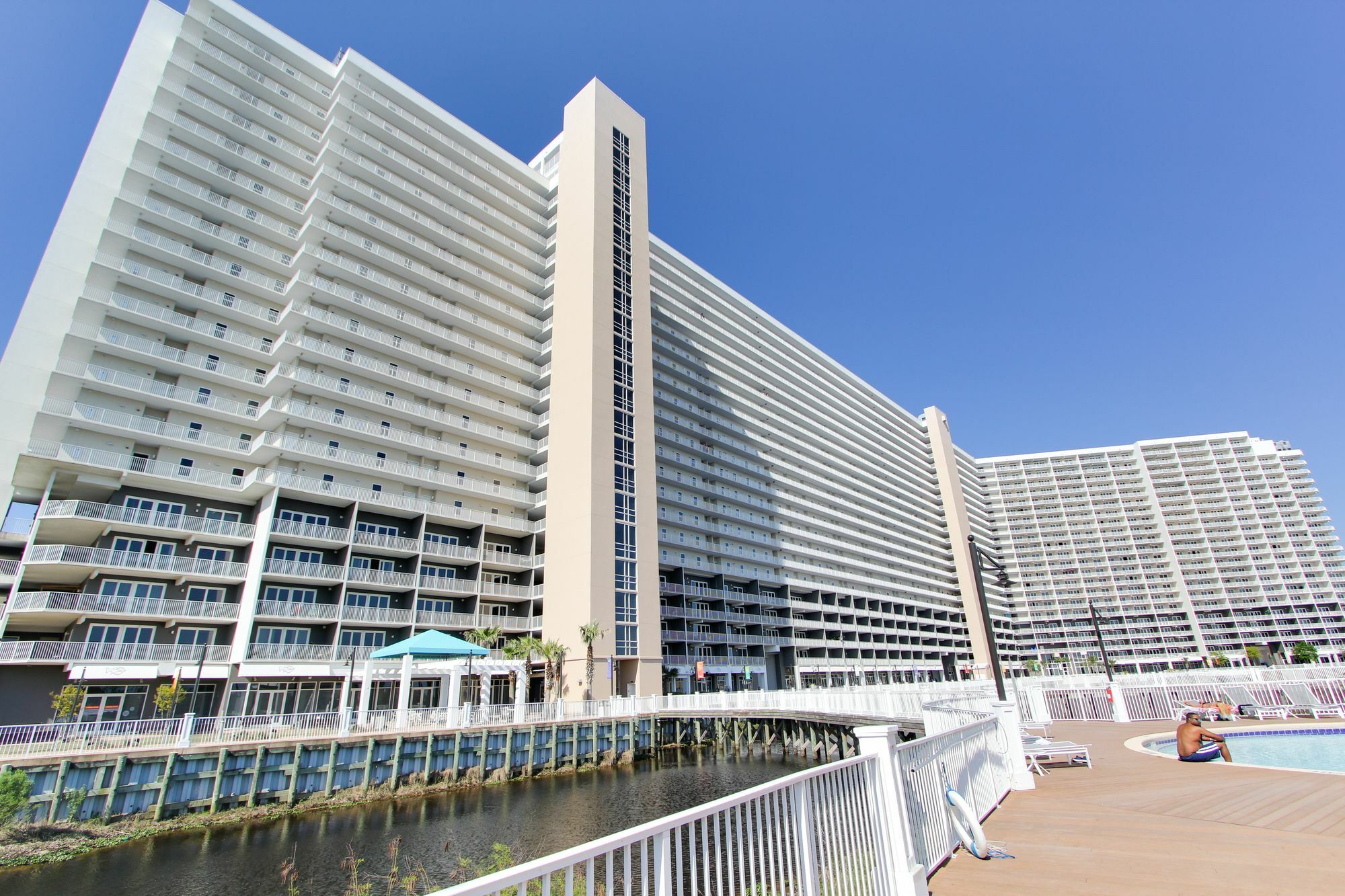 Laketown Wharf By Book That Panama City