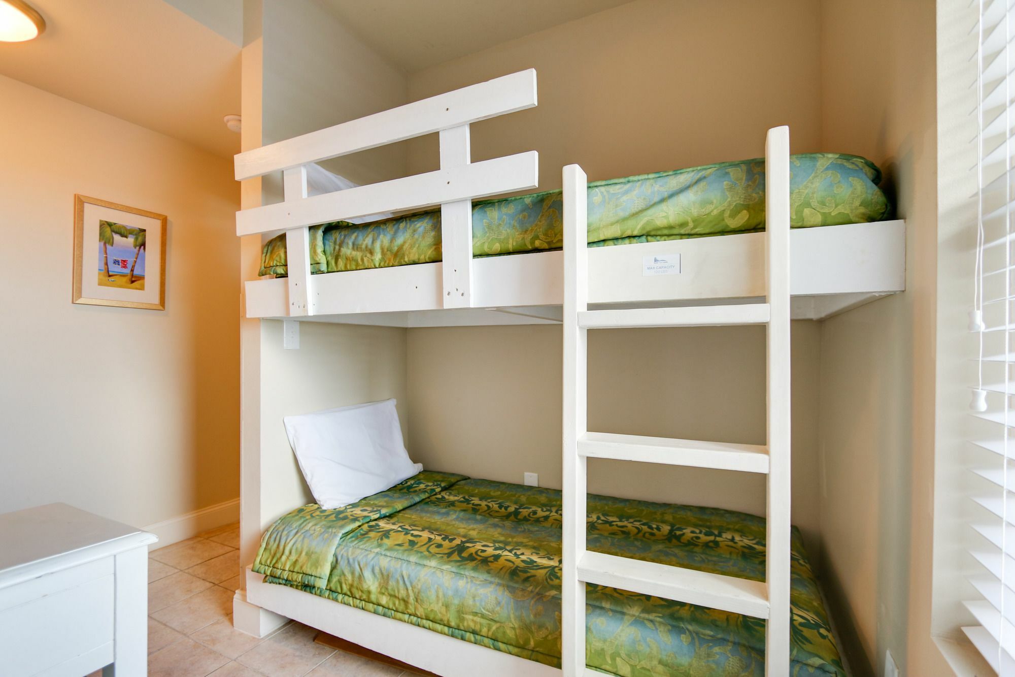 Laketown Wharf By Book That Panama City