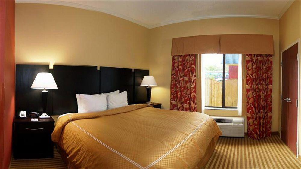 Comfort Near Tyndall Afb 3*