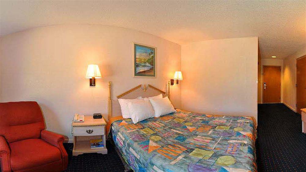 Motel Days By Wyndham City/callaway Panama City