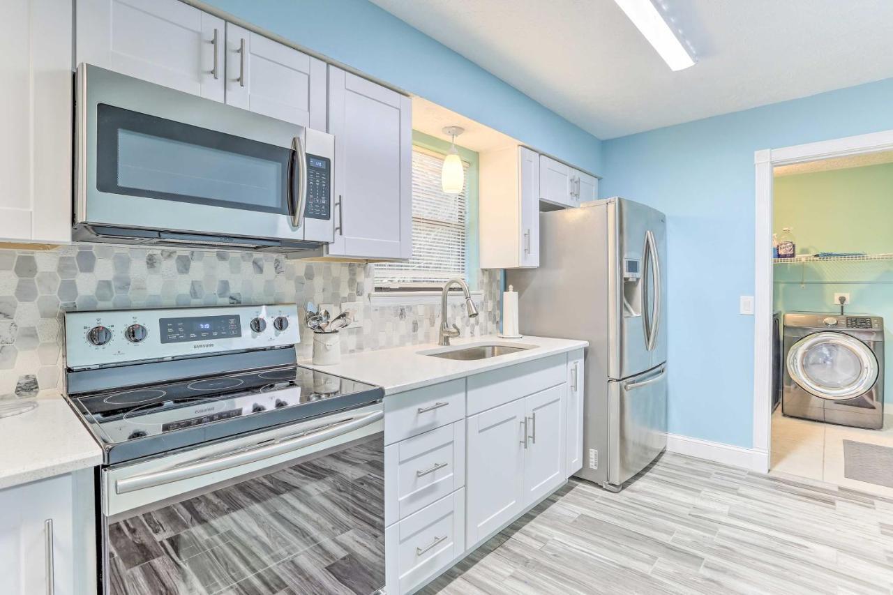 Inviting Townhome 6 Mi To Beach! Holiday home *