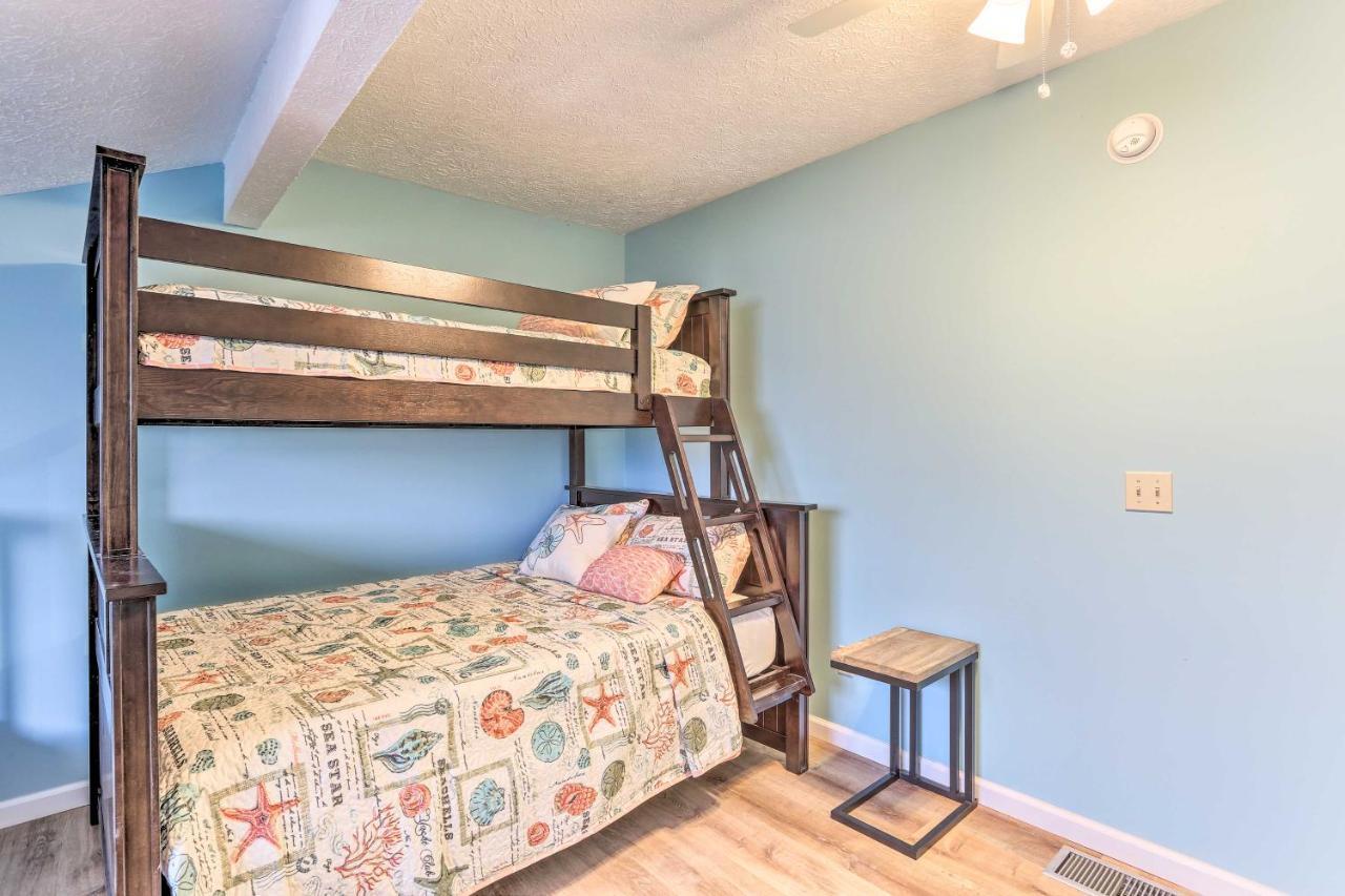 Inviting Townhome 6 Mi To Beach! Holiday home Panama City