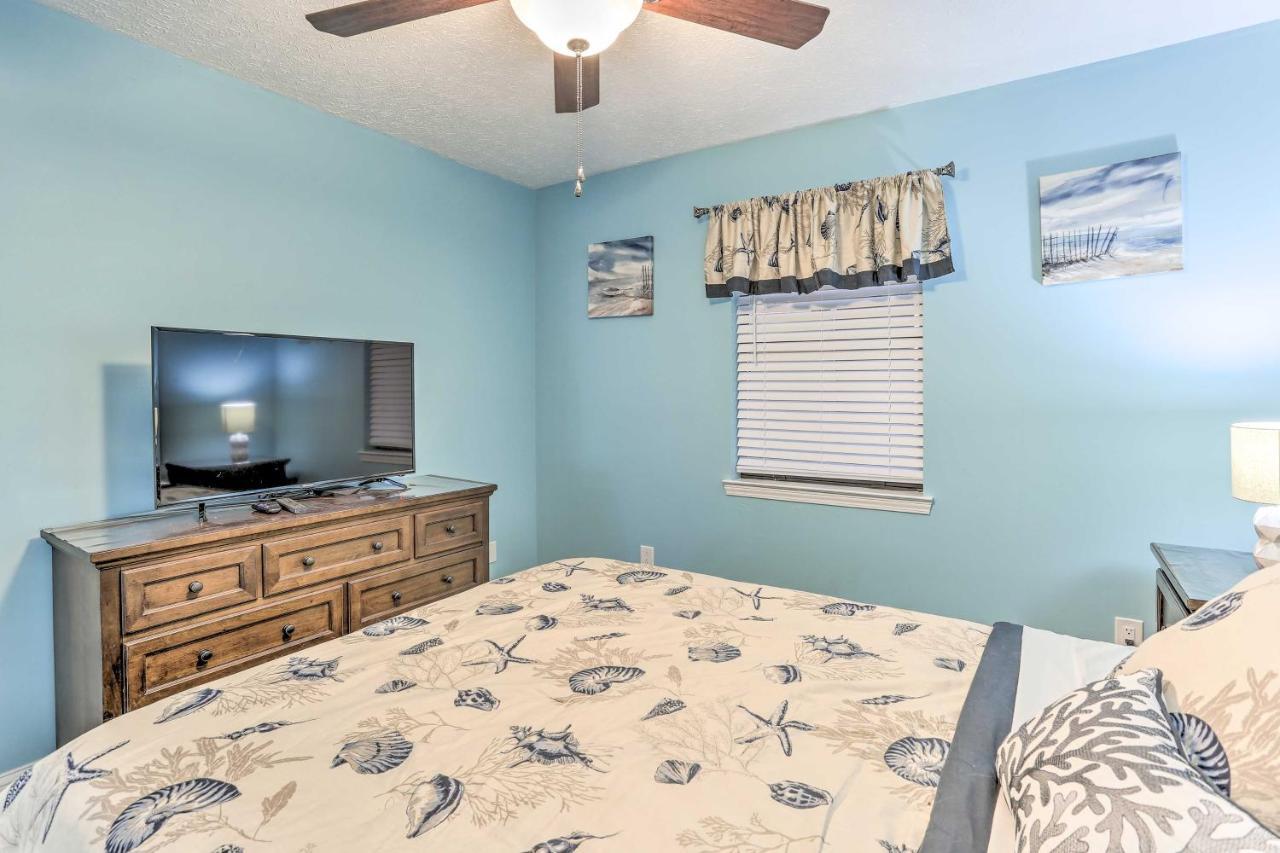 Holiday home Inviting Townhome 6 Mi To Beach! Panama City