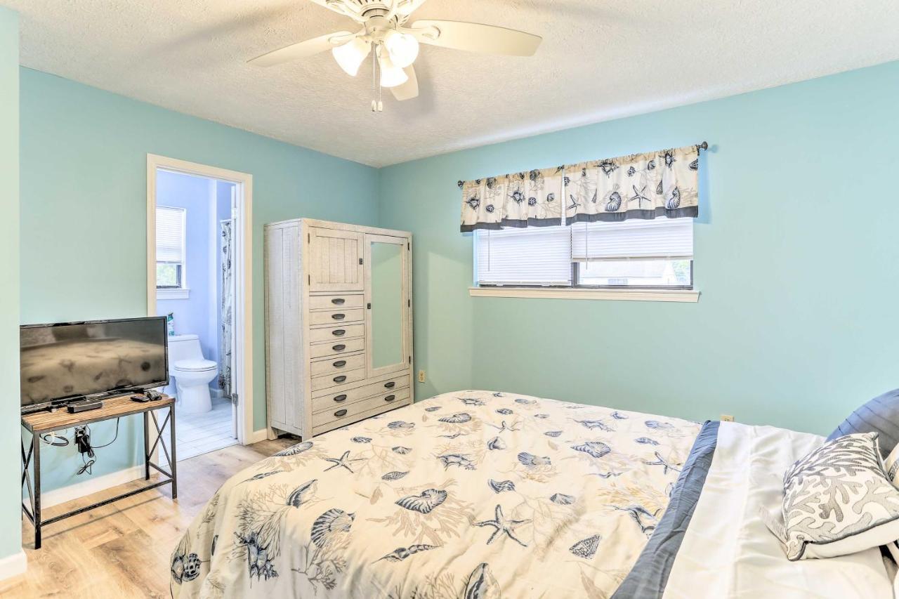 Inviting Townhome 6 Mi To Beach! Holiday home Panama City