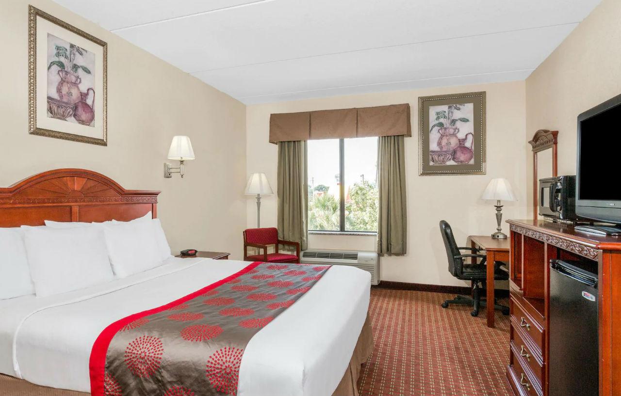 Hotel Ramada By Wyndham Panama City