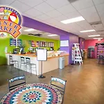 Boardwalk Beach Resort By Royal American Beach Getaways- Onsite Management