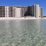 Pinnacle Port Penthouse 10