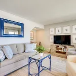 Beachfront Panama City Condo With Balcony And Views!