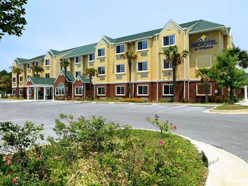 Microtel & By Wyndham Hotel