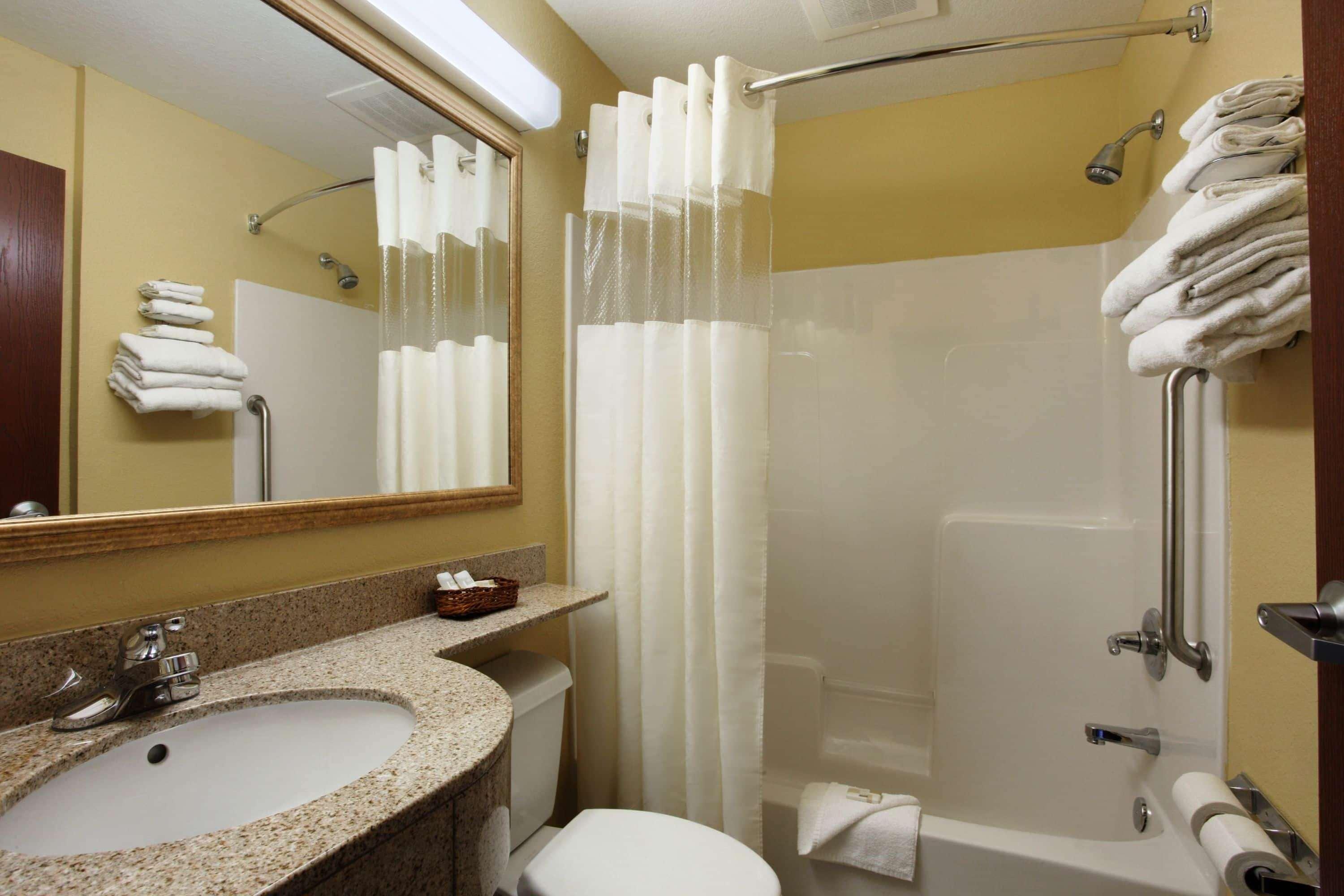 Microtel & By Wyndham Panama City