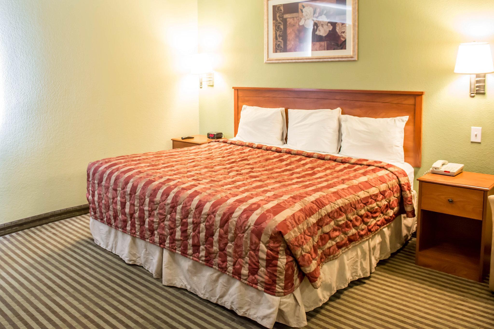 Hotel Suburban Near 2*