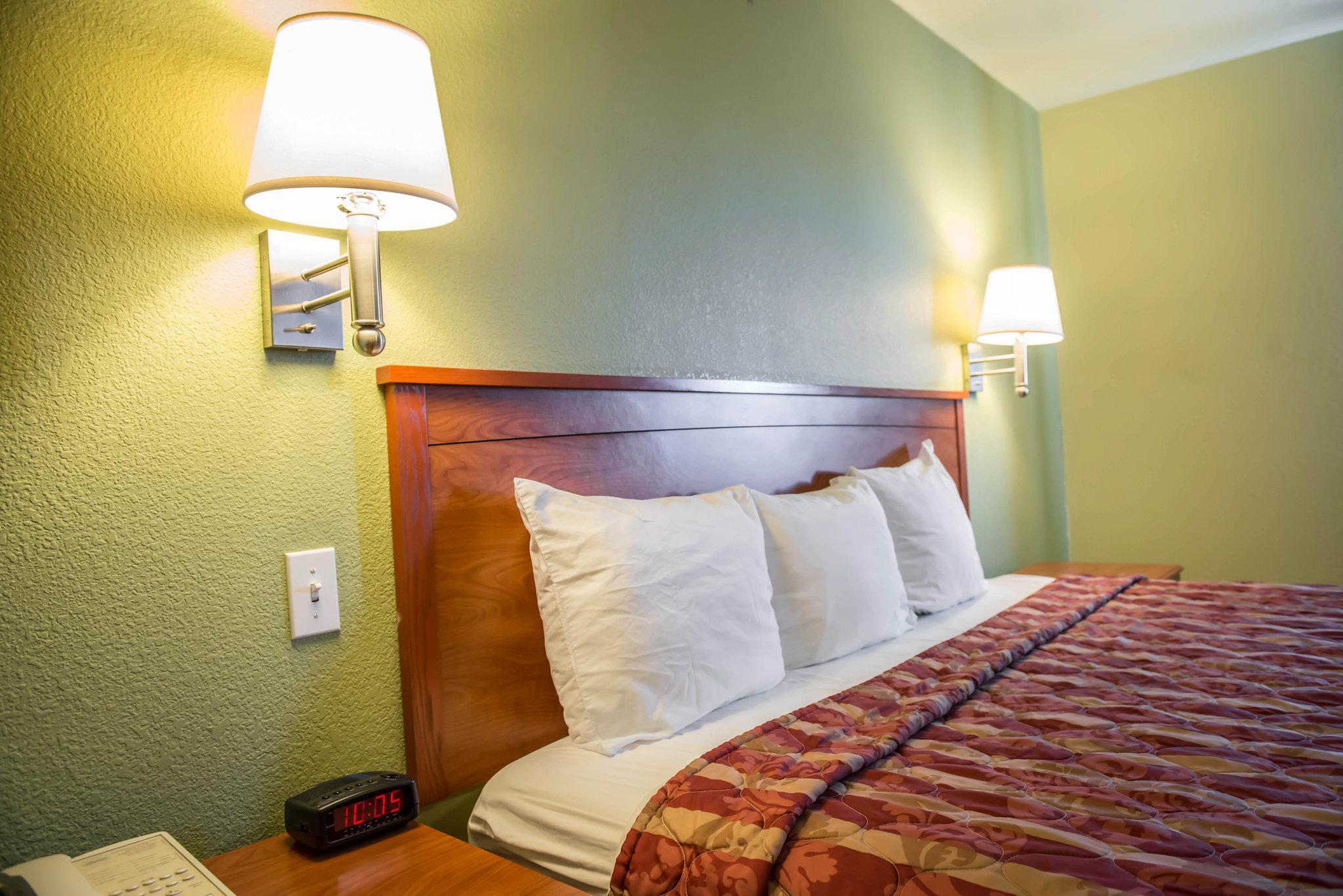 Hotel Suburban Near