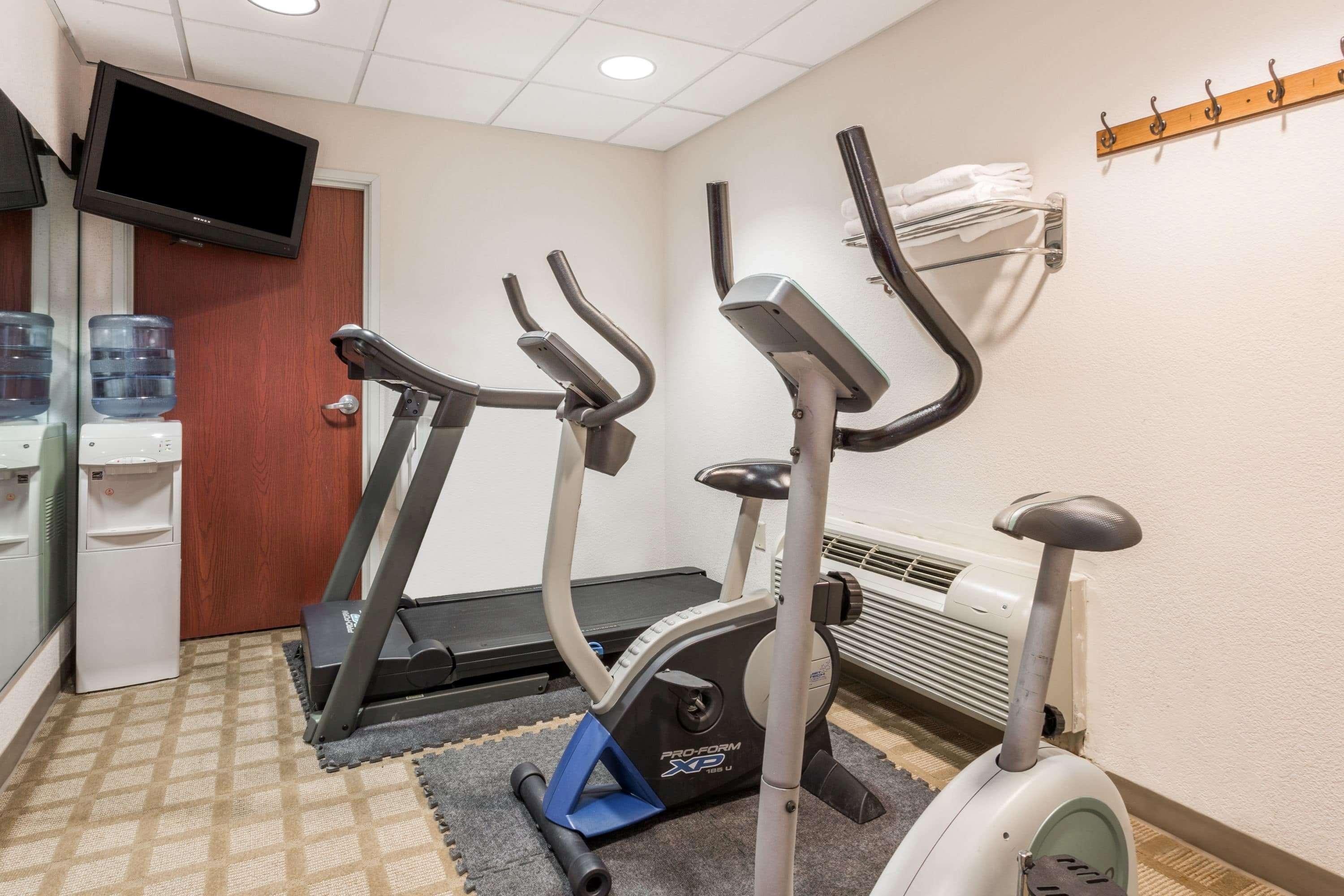 Ramada By Wyndham Hotel 2*