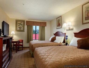 Ramada By Wyndham 2*