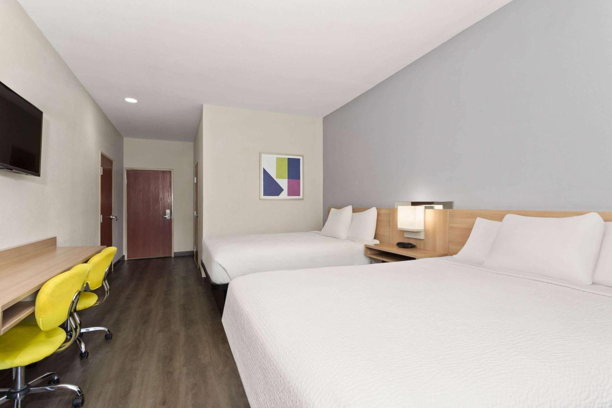 Microtel & By Wyndham Hotel